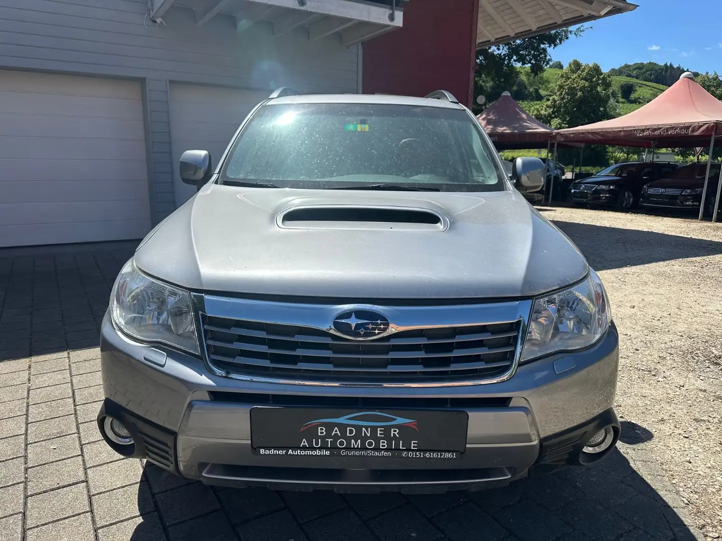 Subaru Forester 2.5XT Turbo Businesspaket Autom. Grau - 2