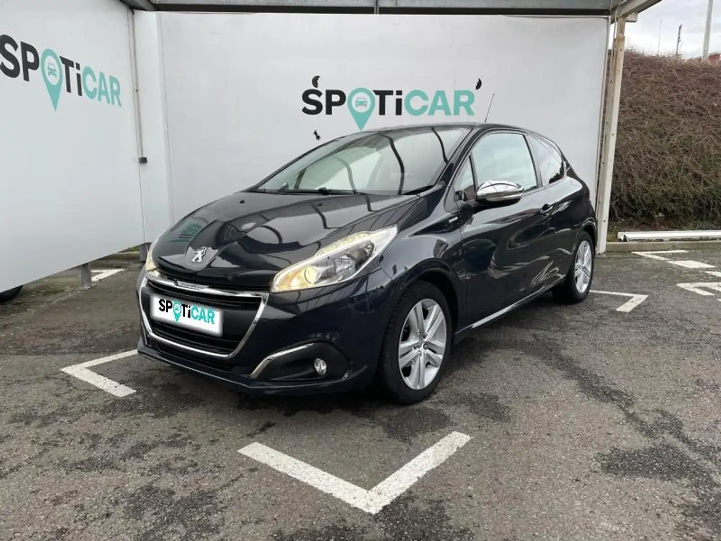 Peugeot 208 1.2 PureTech 82ch Style 3p Gris - 1