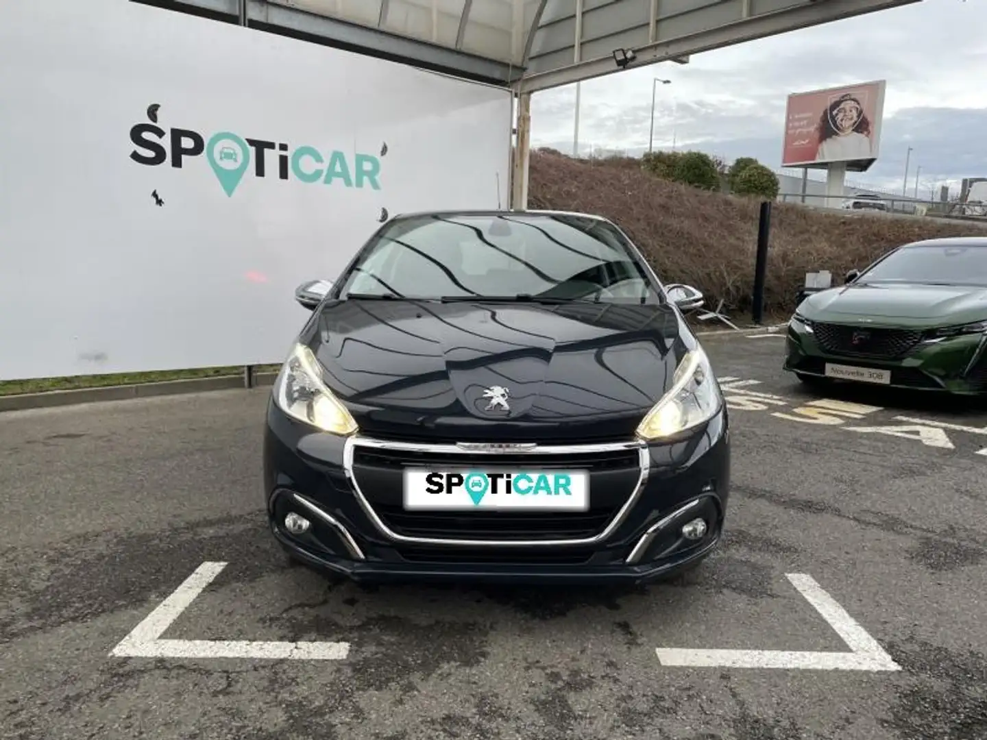 Peugeot 208 1.2 PureTech 82ch Style 3p Gris - 2