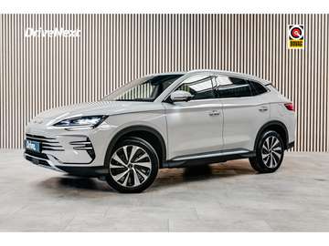 1.5 DM-i FWD Boost PANO | HUD | 360 CAMERA | STOEL