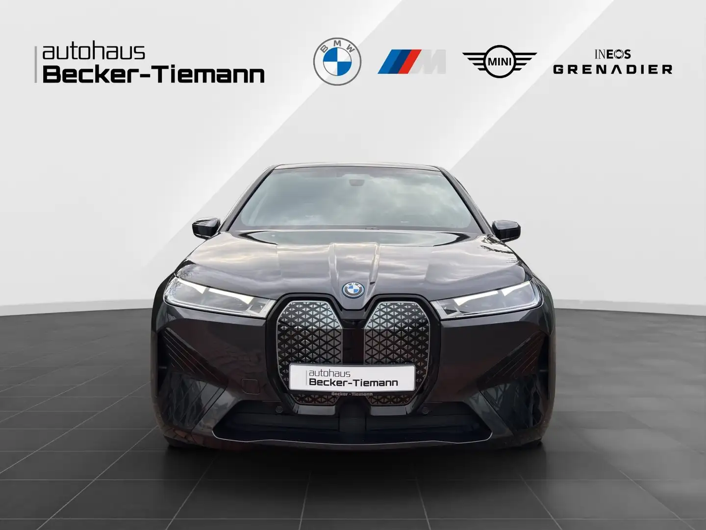BMW iX xDrive40 Sportpaket | AHK | Laser | SkyLounge | 36 Grau - 2