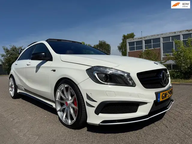Mercedes-Benz A 45 AMG 4MATIC Edition 1