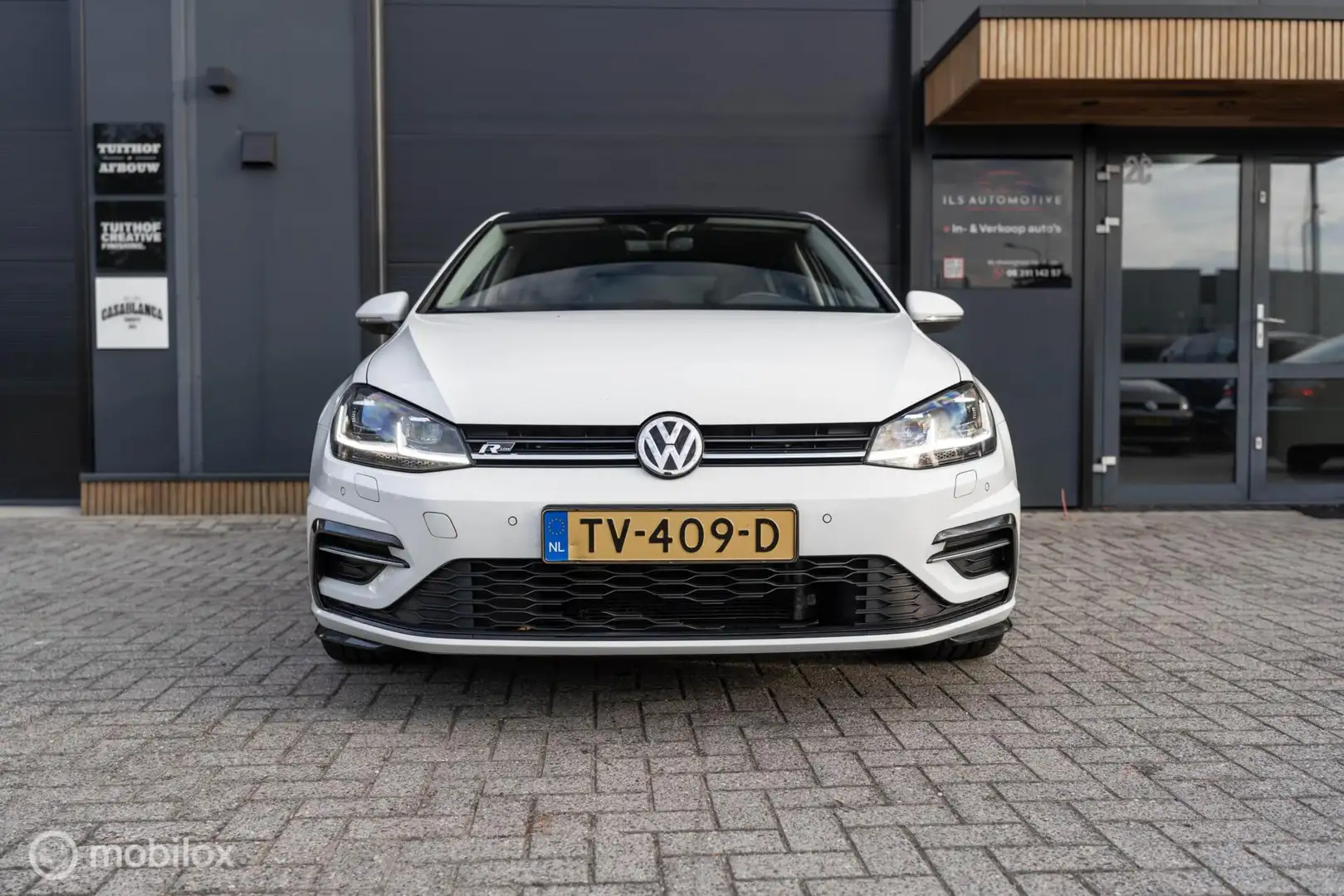 Volkswagen Golf 7.5 1.5 TSI Highline Business R-Line|Pano Wit - 2