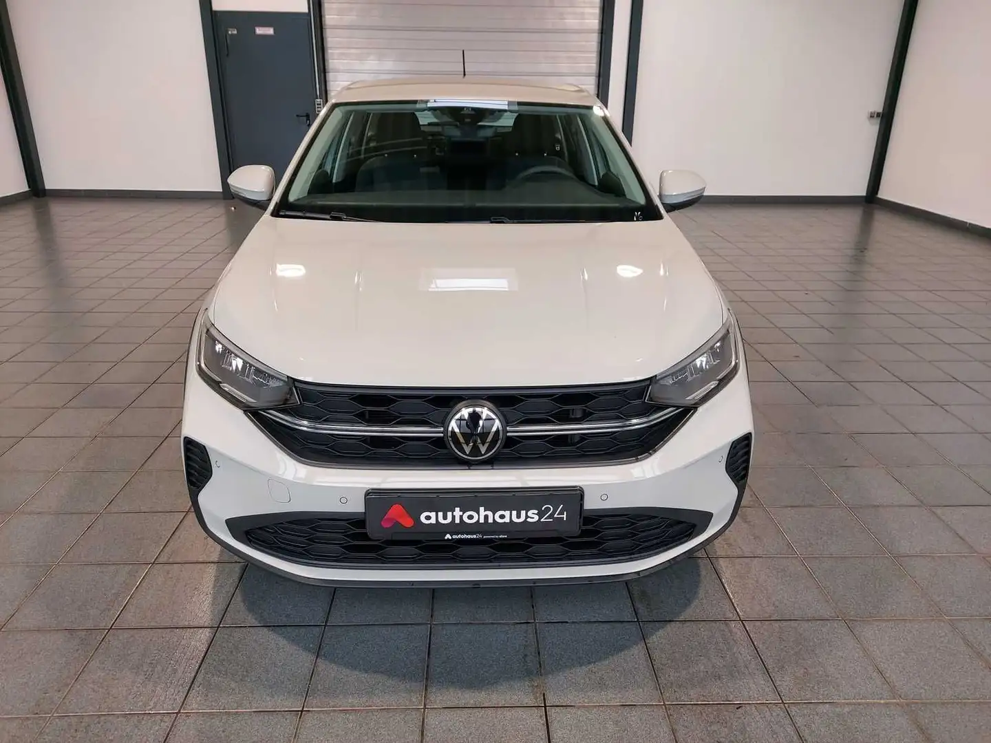 Volkswagen Taigo 1.0 TSI  LED|ParkPilot|Bluetooth Grau - 2