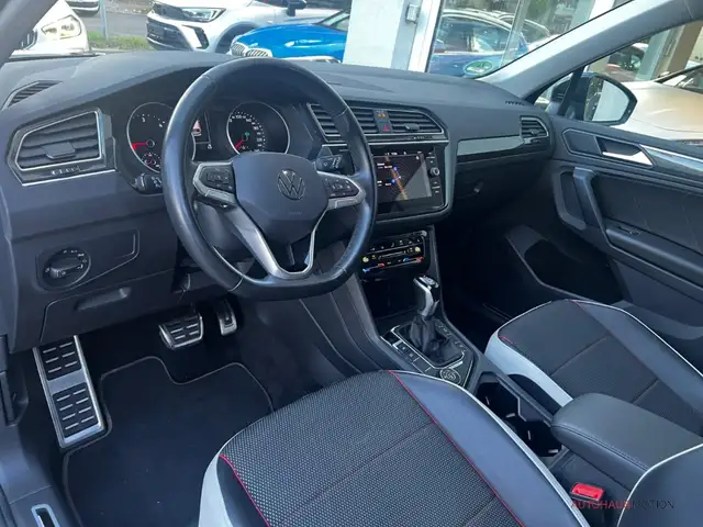 Volkswagen Tiguan view 9