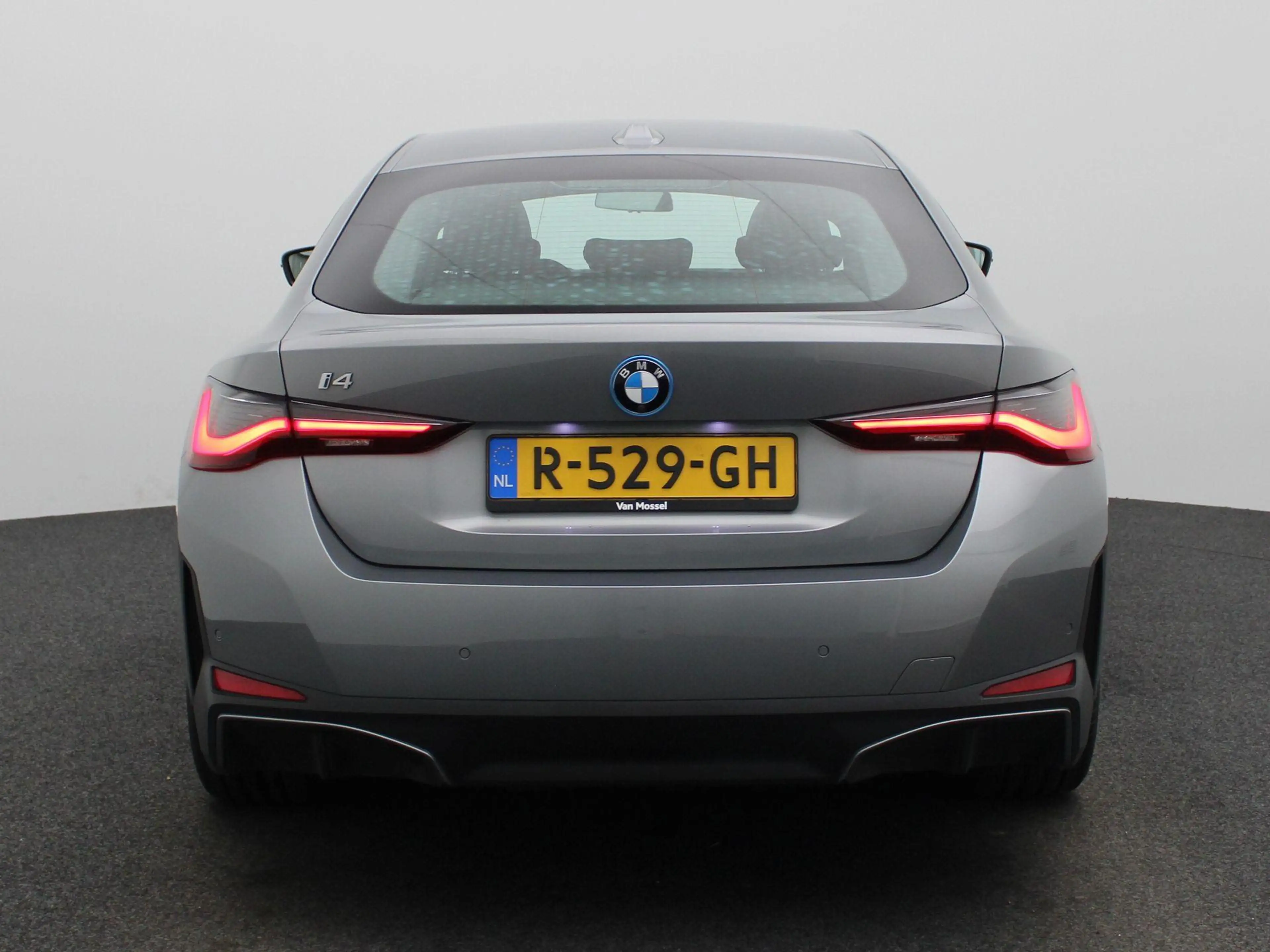 BMW i4 eDrive40 High Executive 84 kWh | Schuif-/kanteldak — photo 5