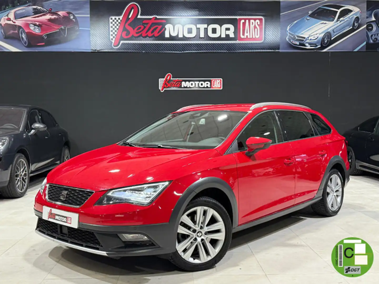 SEAT Leon ST 2.0TDI CR S&S FR DSG6 184 Rojo - 1