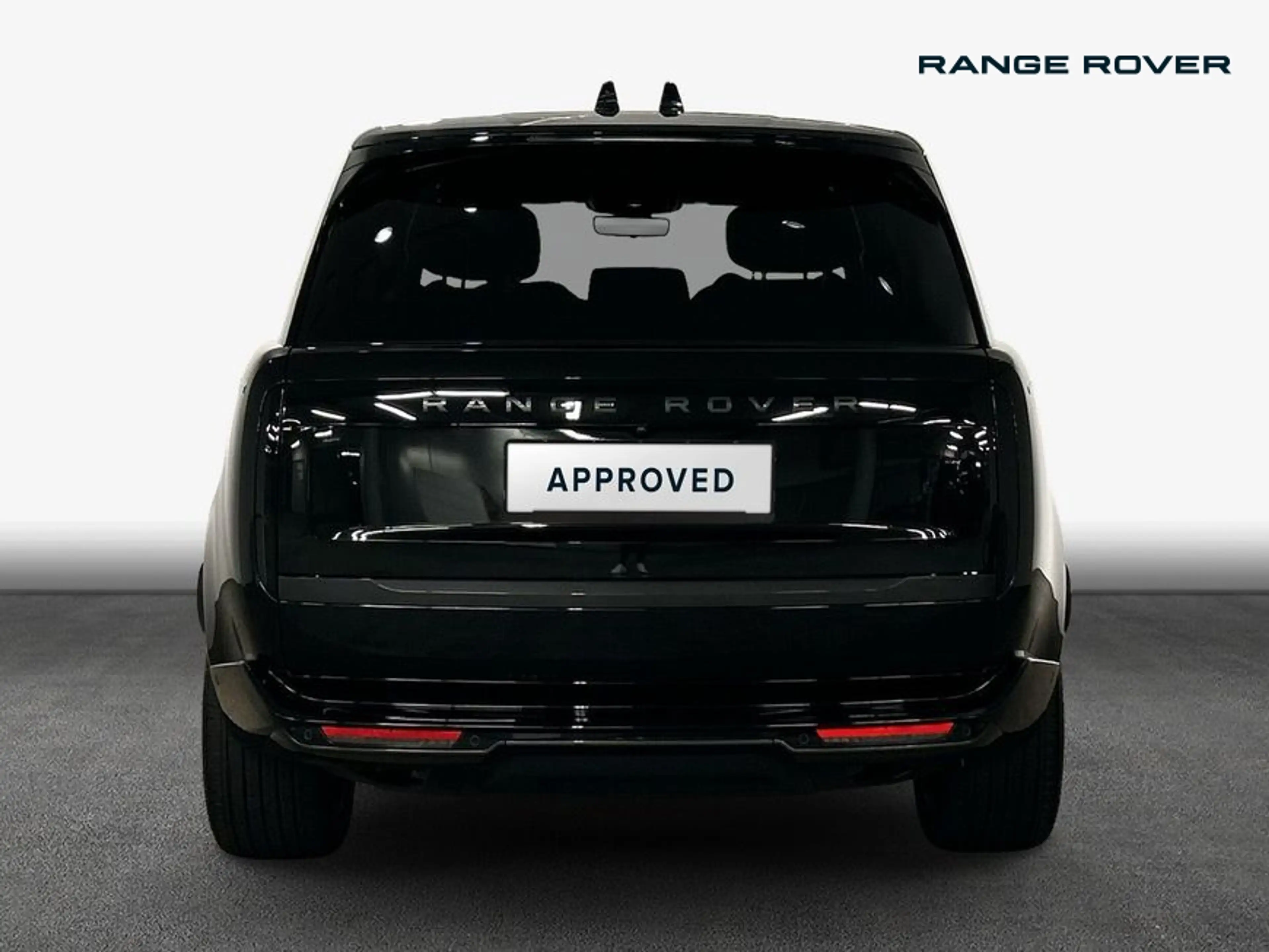 Land Rover Range Rover P550e Hybrid Autobiography — photo 7