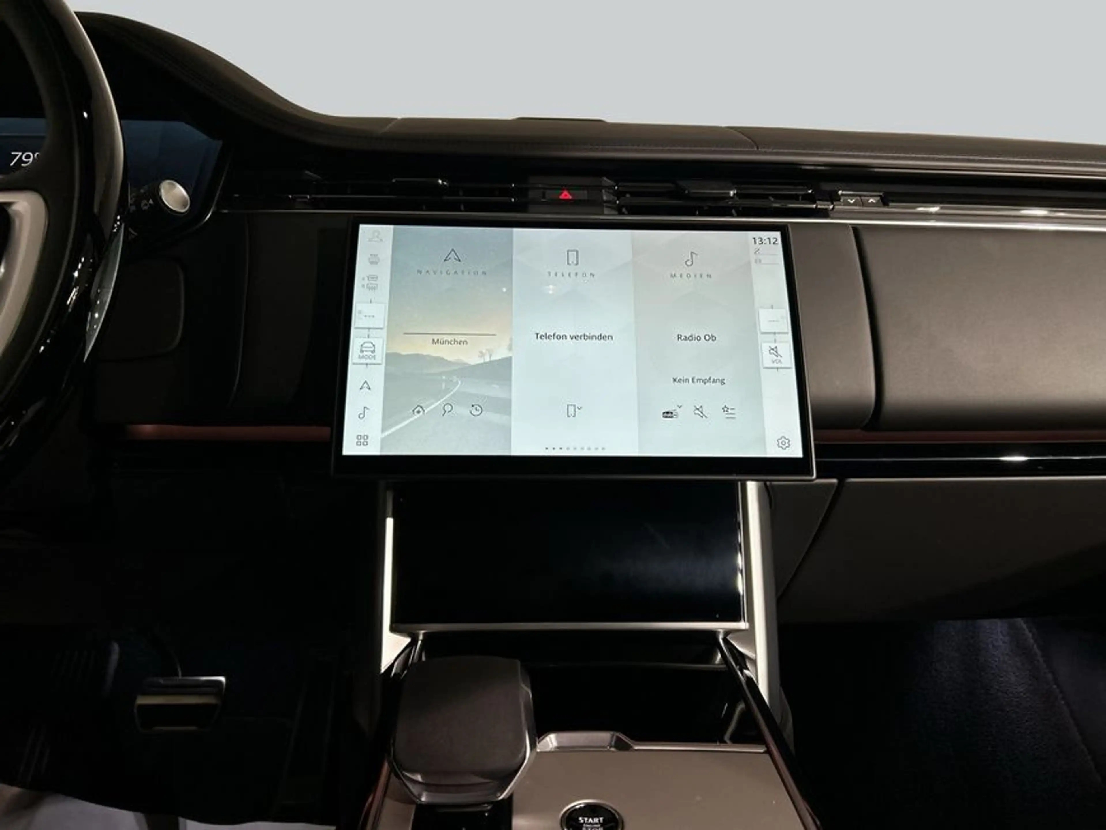 Land Rover Range Rover P550e Hybrid Autobiography — photo 14