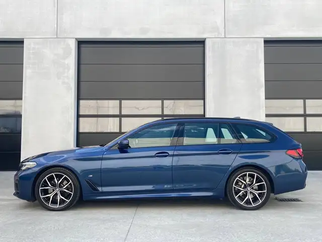 BMW 518 d Touring Aut  MHEV ///M sport/LICHTE VRACHT