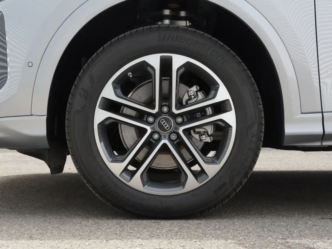 Audi Q5 снимка Audi Q5