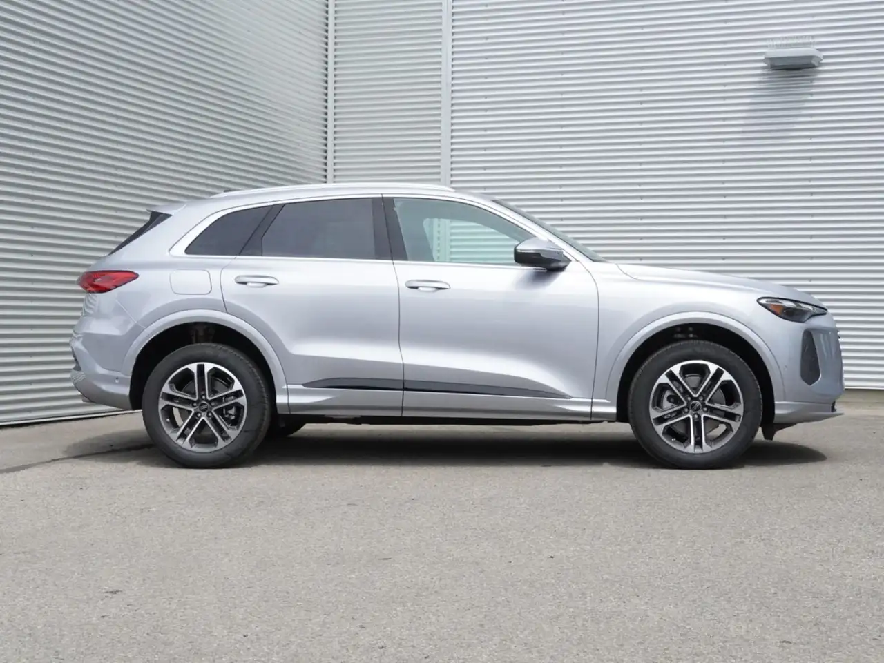 Audi Q5 снимка Audi Q5