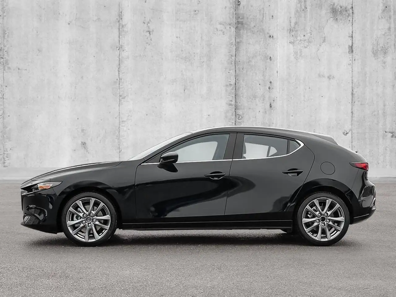 Mazda 3 снимка Mazda 3