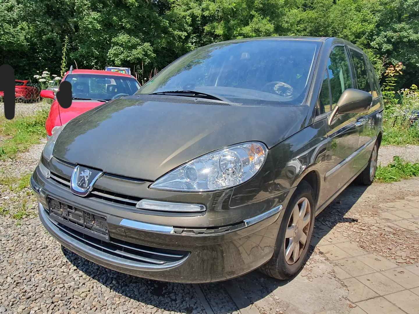 Peugeot 807 Allure 2,0 HDI Brun - 1