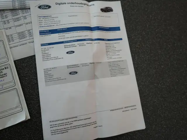 Ford Focus view 15