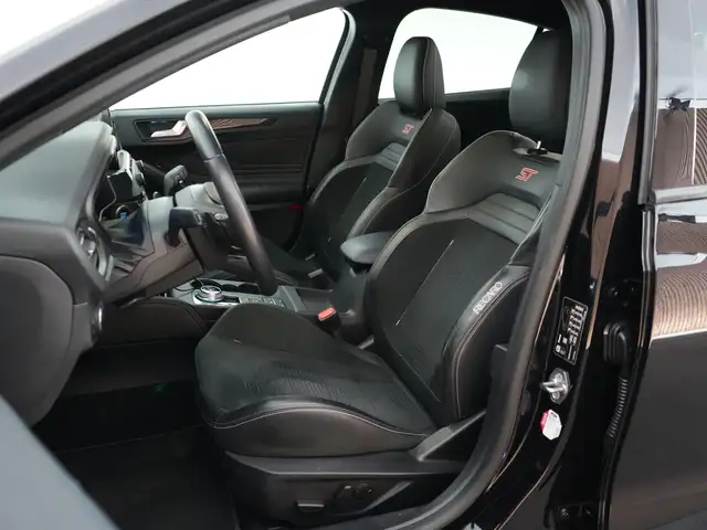 Ford Focus view 10