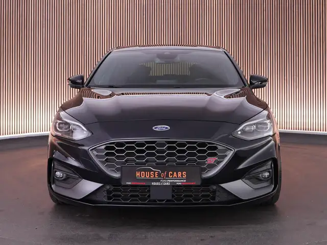 Ford Focus view 6