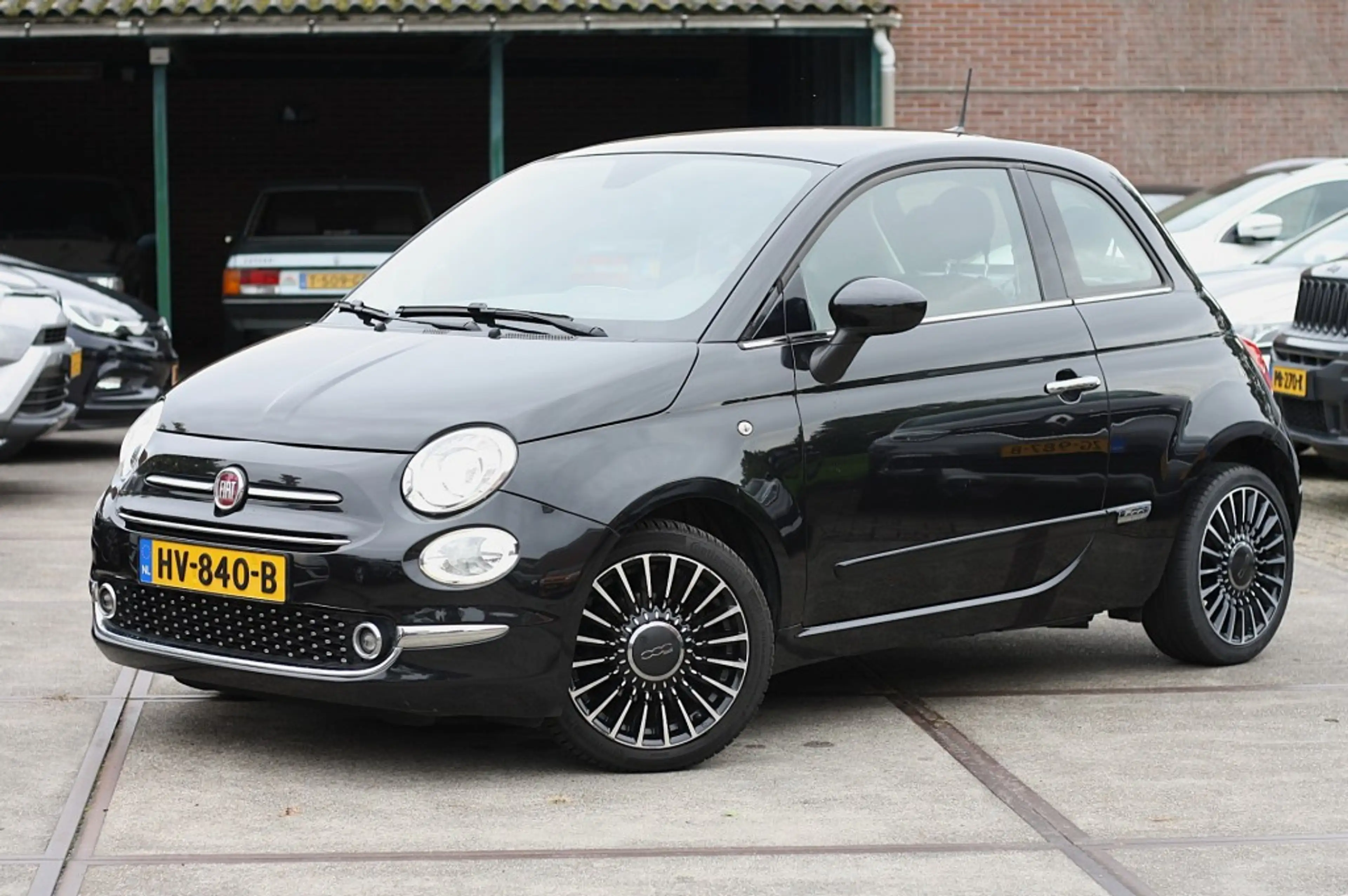 Fiat 500 0.9 TwinAir Turbo Lounge / NAP / Digitaal Displ. /