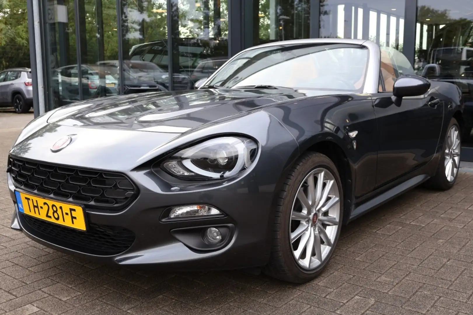 Fiat 1.4 M-AIR T LUSSO, Camera, Navigatie PDC stoelverw Grau - 2