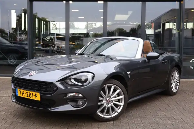 Fiat 1.4 M-AIR T LUSSO, Camera, Navigatie PDC stoelverw