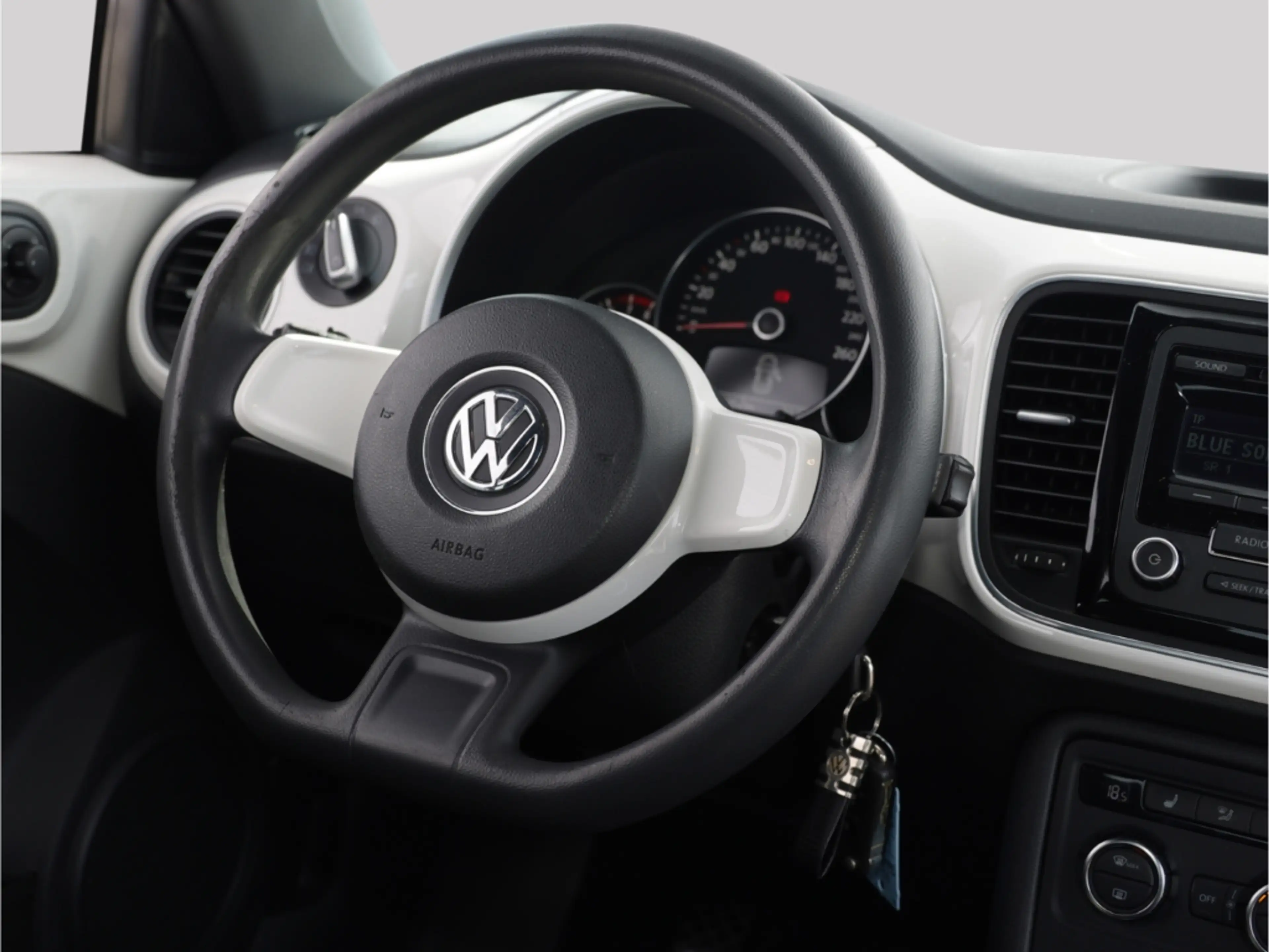 Volkswagen Beetle Design 1.2 TSI 6-Gang Klima Tempomat 18 Zoll — photo 9