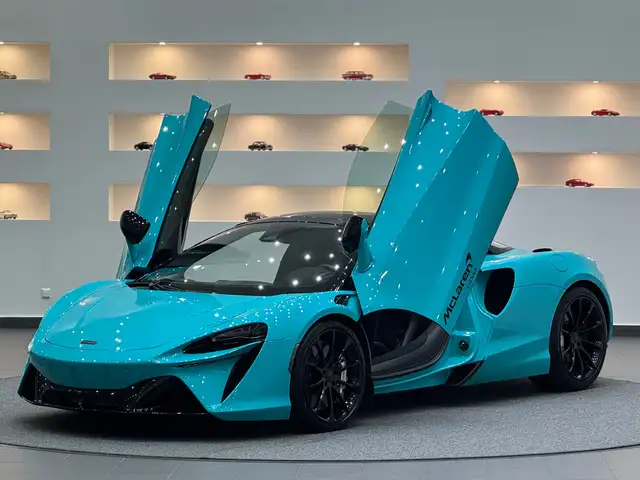 McLaren Artura Artura Spider MSO *Tokyo Pearl Paint* 20%MwSt.*