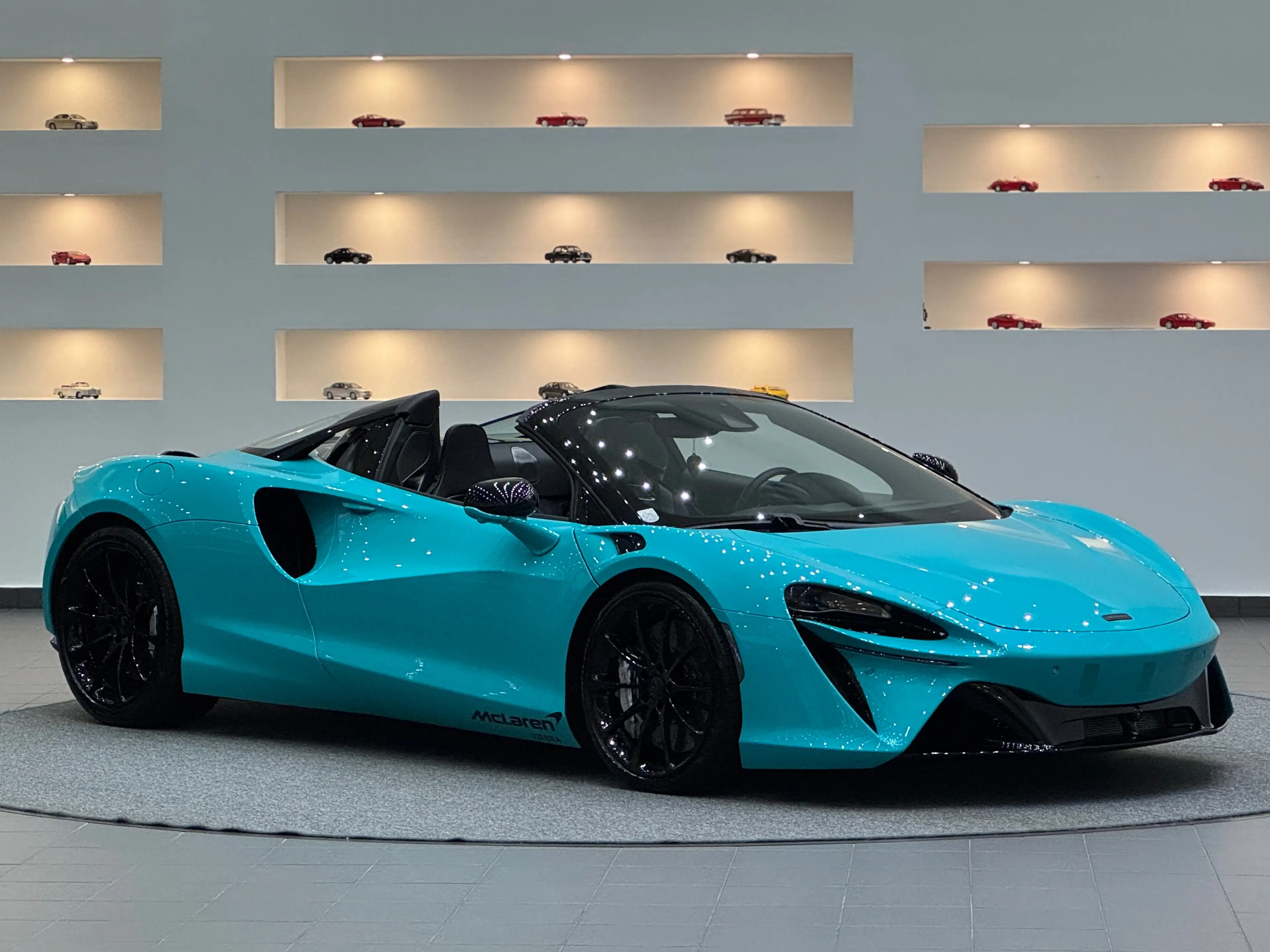 McLaren Artura Artura Spider MSO *Tokyo Pearl Paint* 20%MwSt.* — photo 6