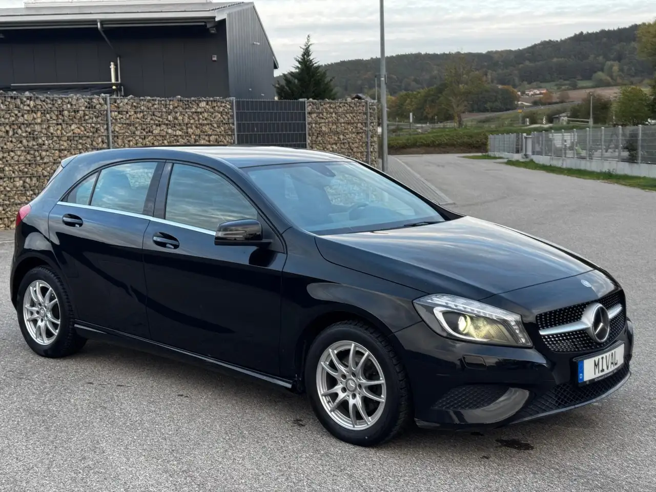 Mercedes-Benz A 180
