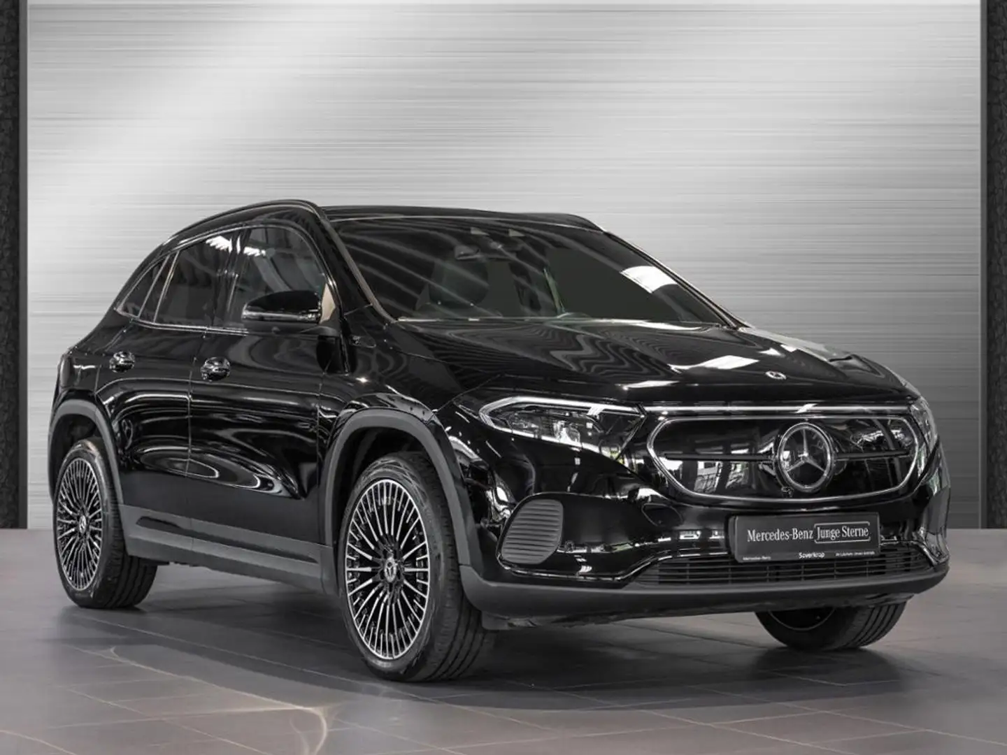 Mercedes-Benz EQA 250 BURM NIGHT PREMIUM MEMO 360 DISTR KAMERA Schwarz - 2