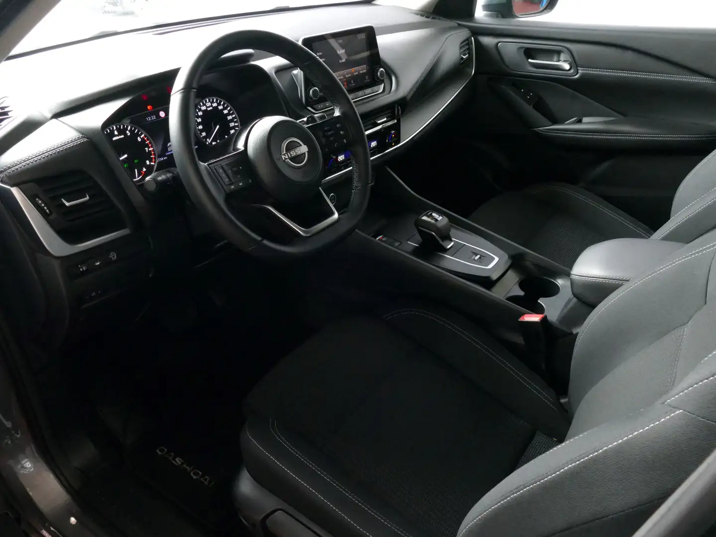 Nissan Qashqai 1.3 MHEV 160PK NAVI CARPLAY CAMERA STOEL/STUUR/RUI Grijs - 2