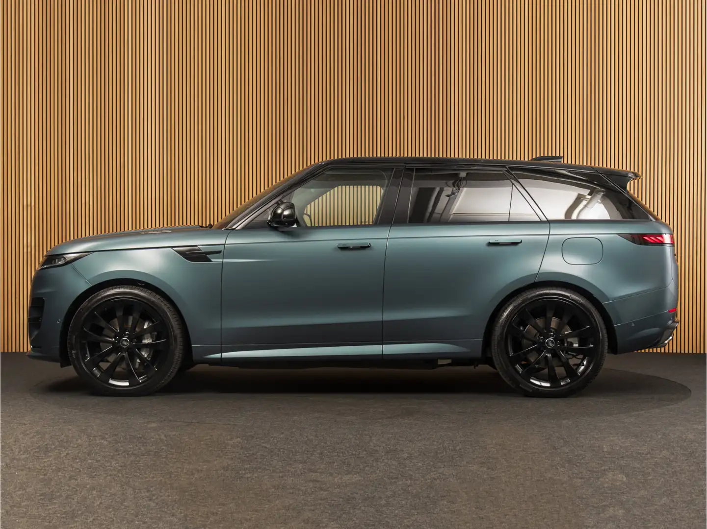 Land Rover Range Rover Sport 3.0 P460e Dynamic HSE 23"-MASSAGE-PANO Vert - 2