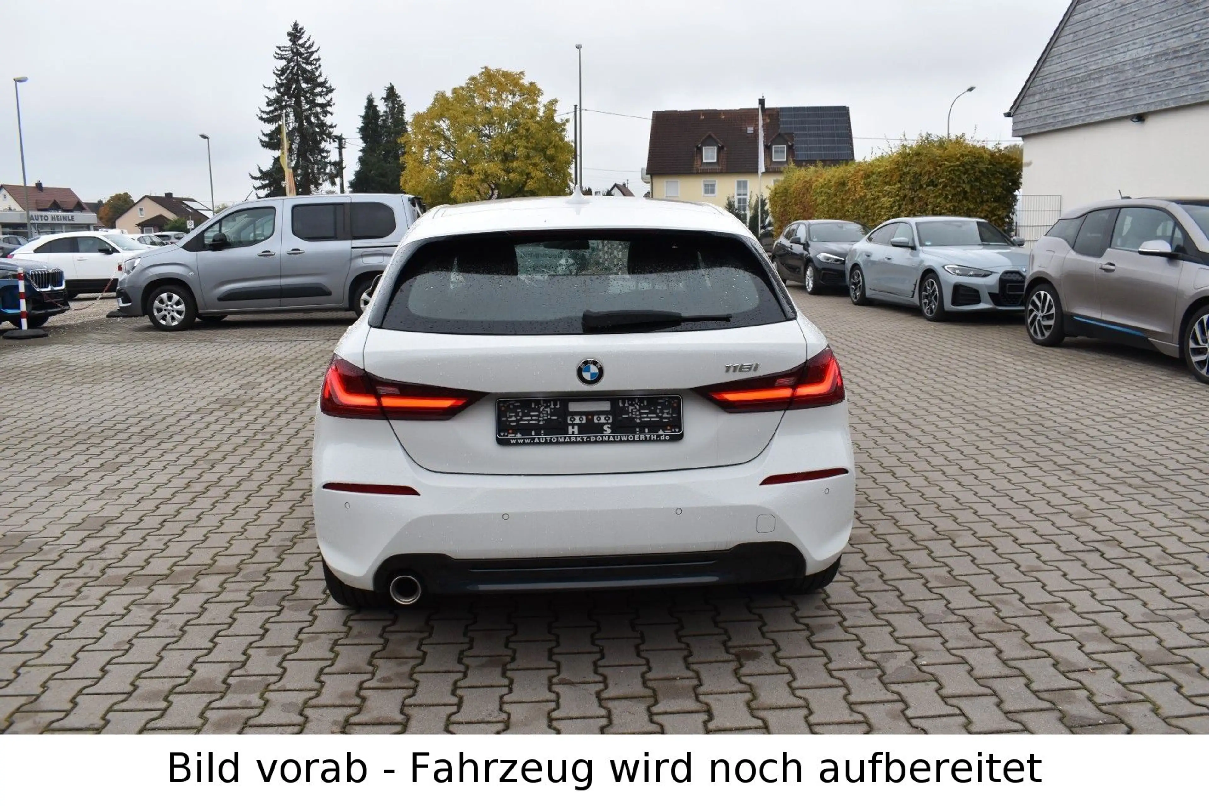 BMW 118 i Sport Line Navi Keyless adapt. LED Klimaaut — photo 6