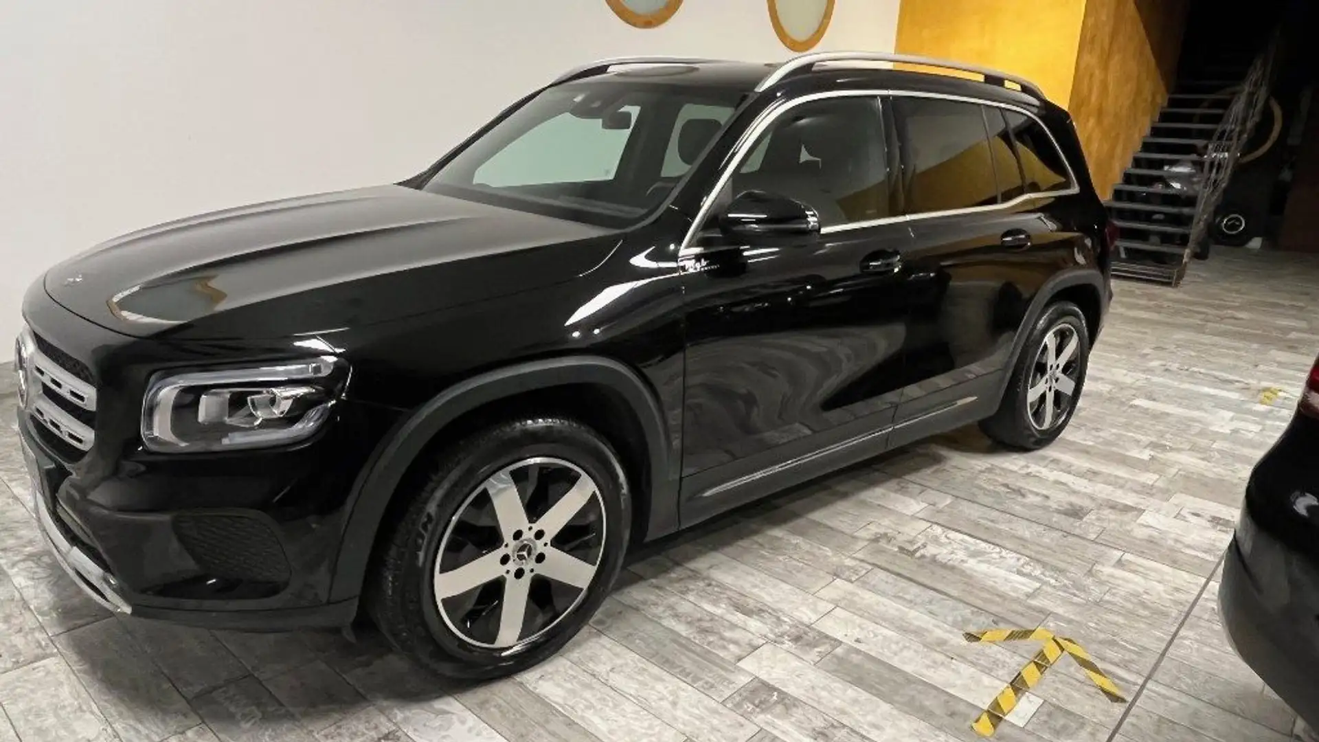 Mercedes-Benz GLB 200 d Automatic 4Matic Sport Nero - 2