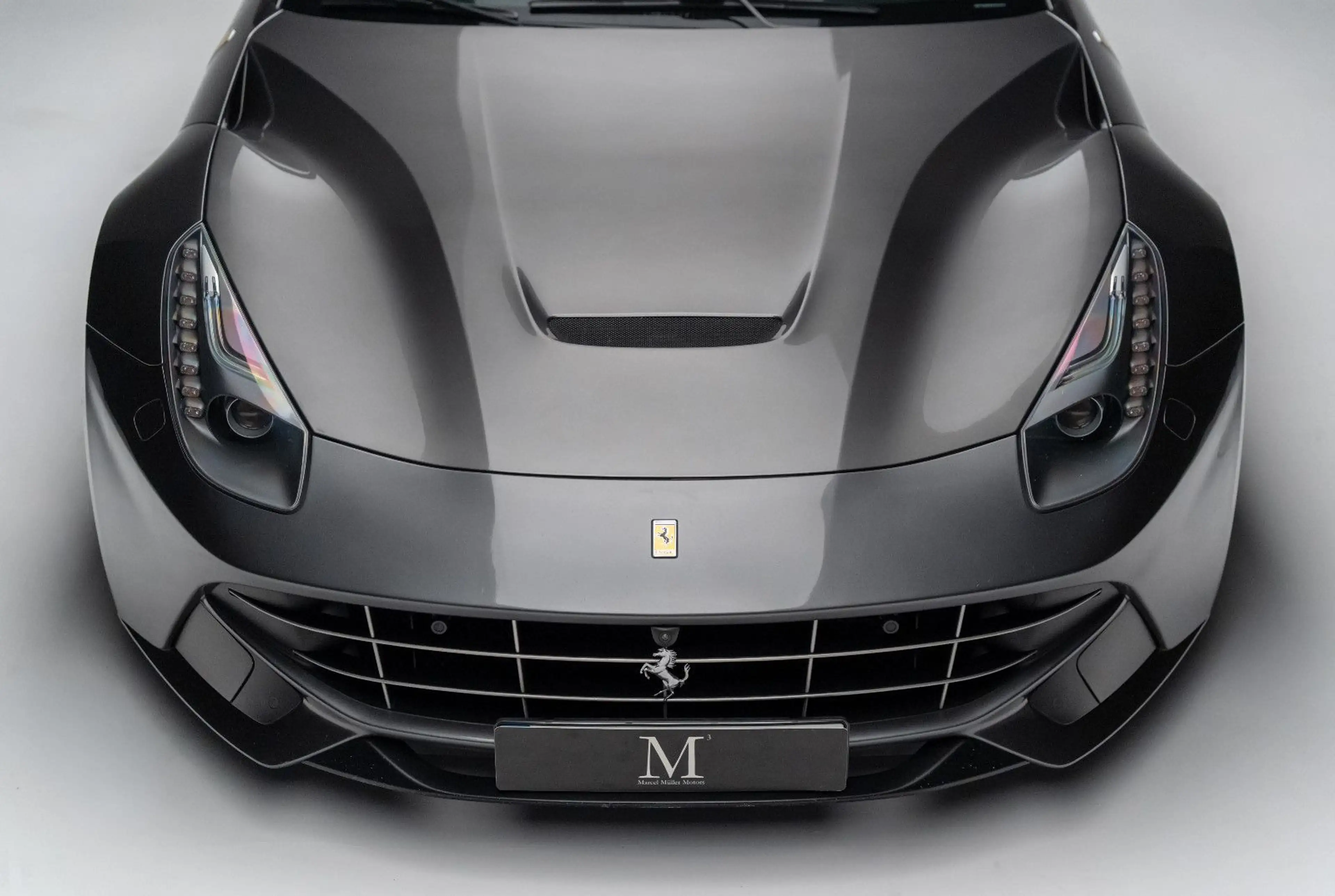 Ferrari F12 Berlinetta *Carbon*Lift*Atelier*Garantie* — photo 3