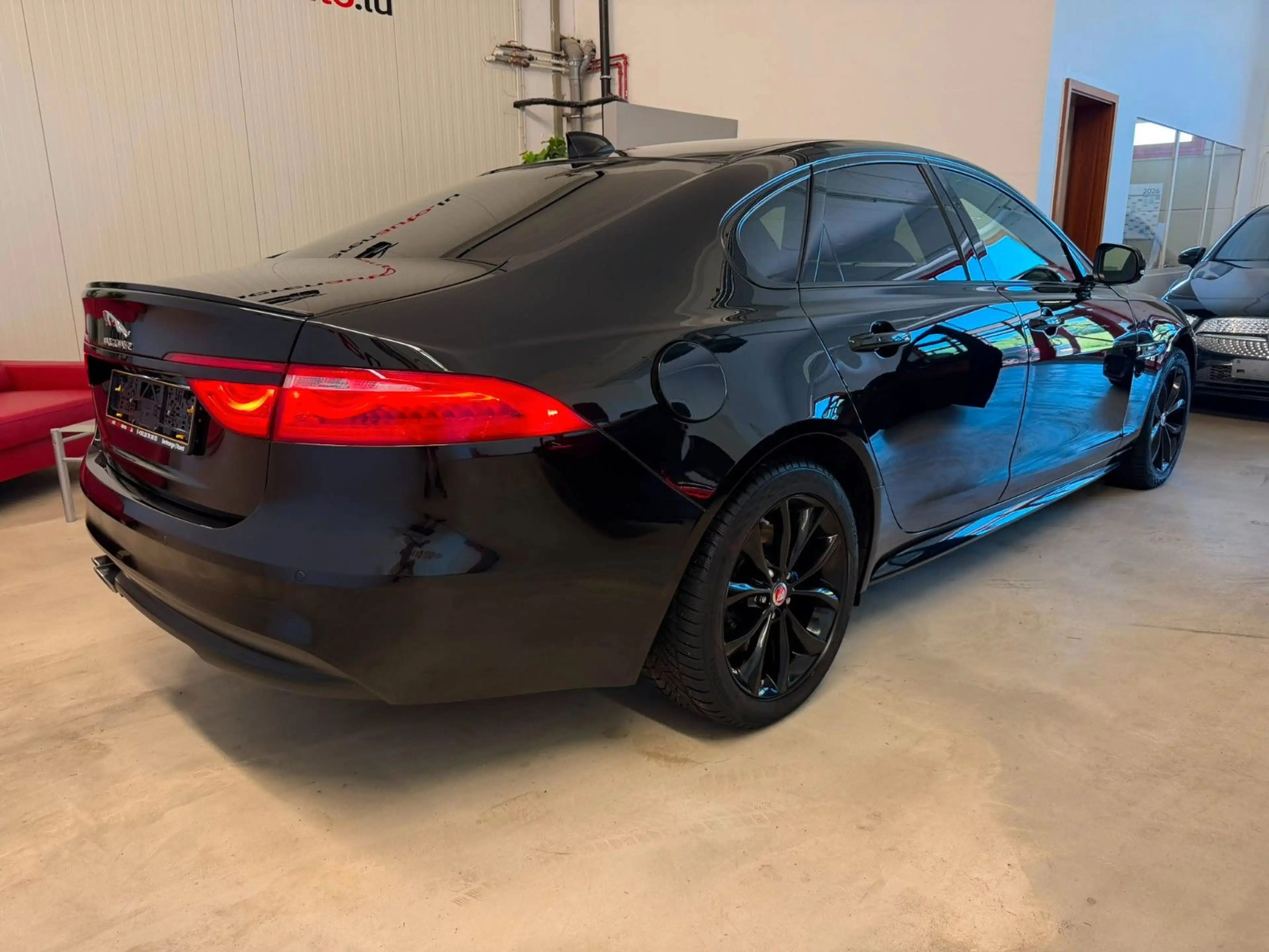 Jaguar XF R-Sport**NAVI**LEDER**R-KAMERA**SHZ** — photo 6
