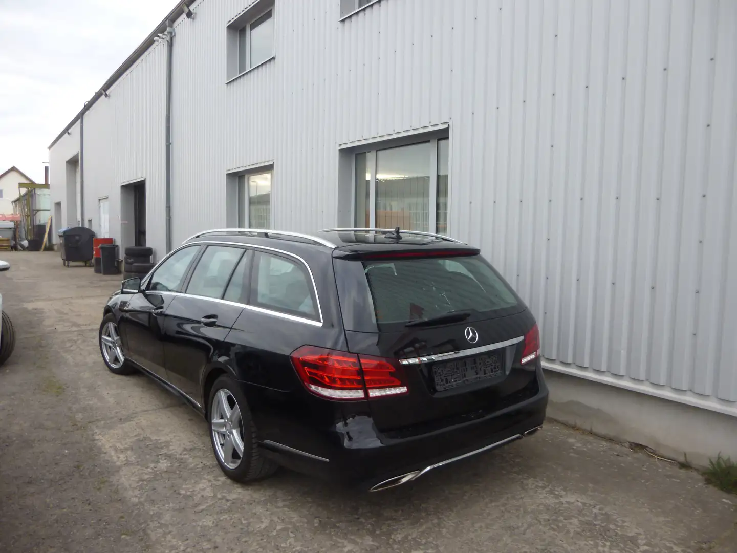 Mercedes-Benz E 350 E 350 BlueTec (212.226) Zwart - 2