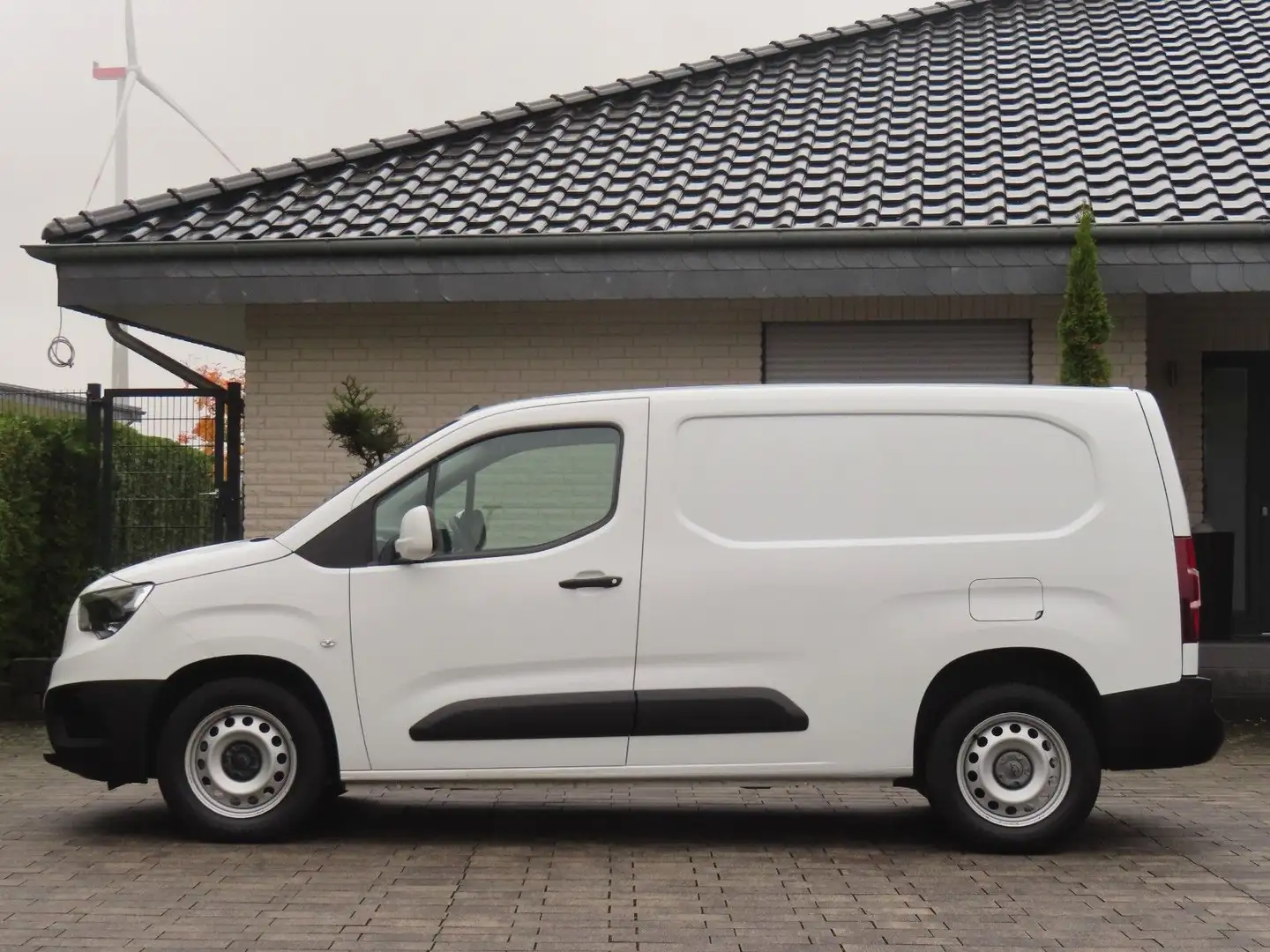 Opel Combo E Cargo Edition erhöhte Nutzlast XL Weiß - 2