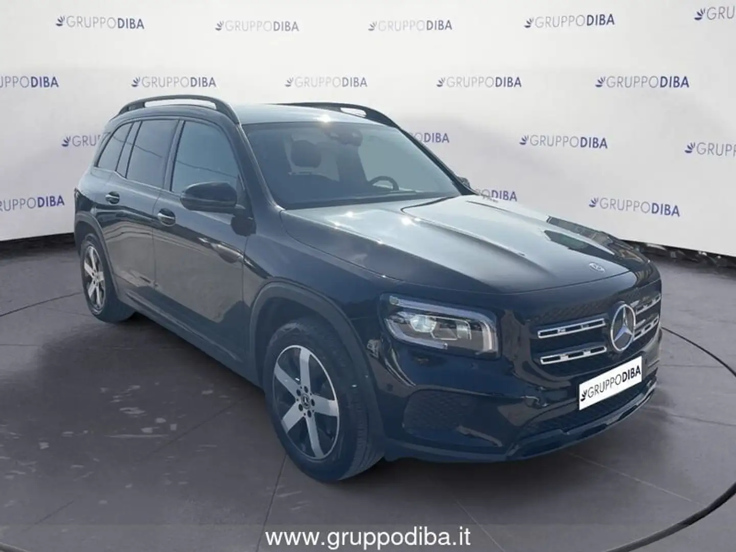 Mercedes-Benz GLB 200 GLB 200 d Sport 4matic auto Zwart - 2