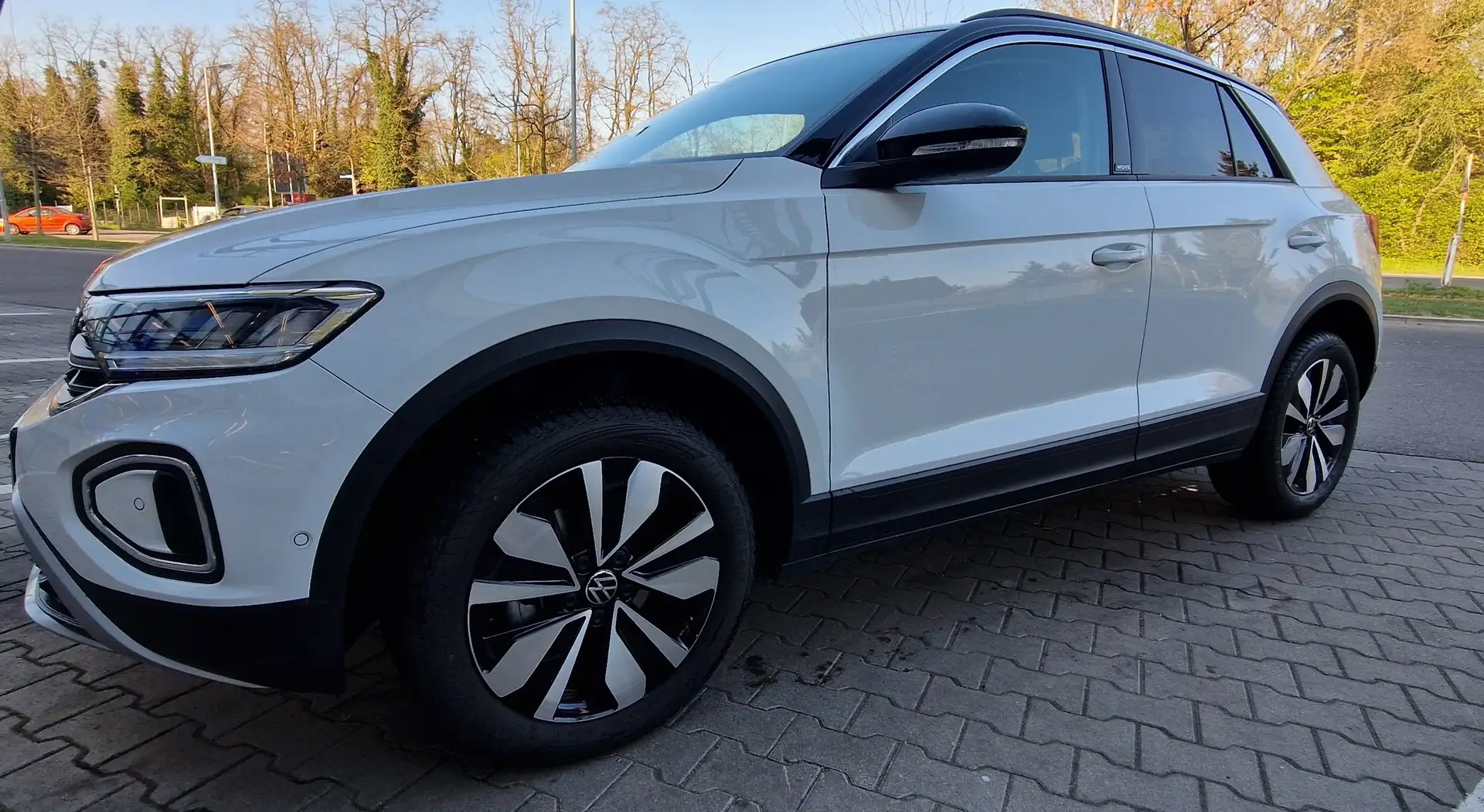 Volkswagen T-Roc T-Roc 1.5 TSI OPF DSG Move Weiß - 1