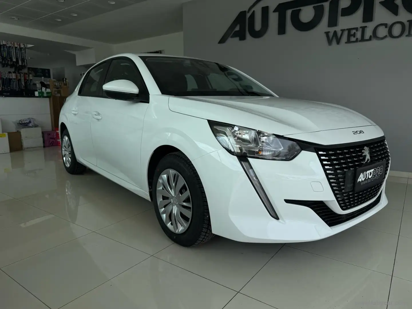 Peugeot 208 BlueHDi 100 S&S 5p. Active Bianco - 2