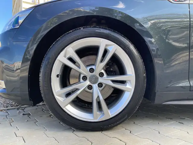 Audi A5 view 13