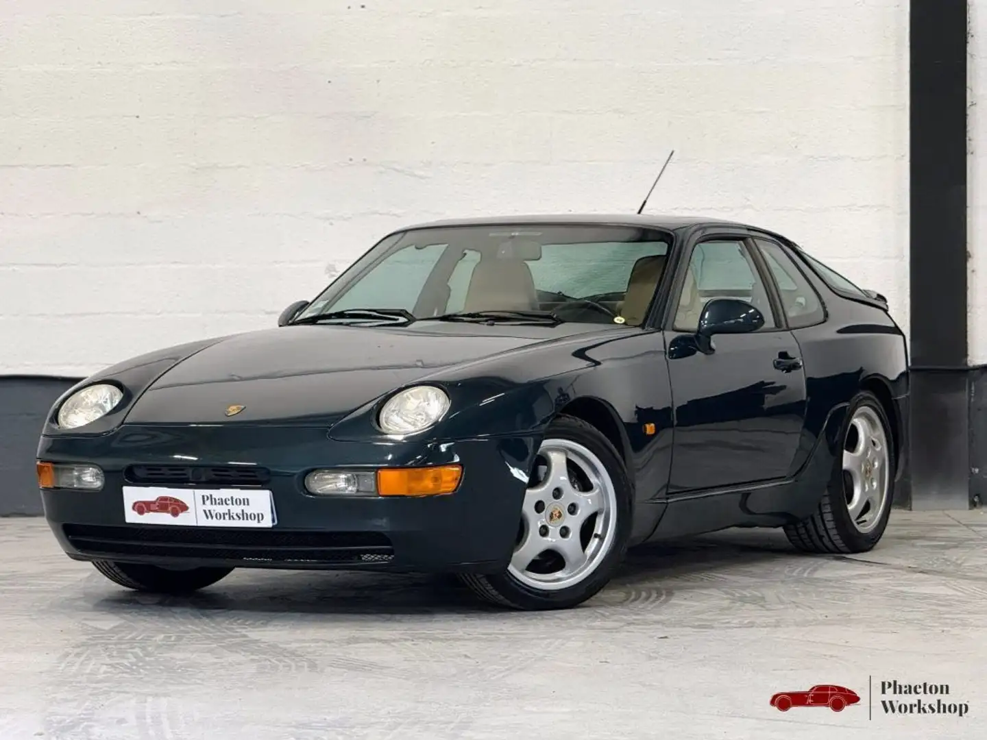Porsche 968 3.0L 240CH - Couleur Excluvice L999 - Intérieur Ca Green - 2