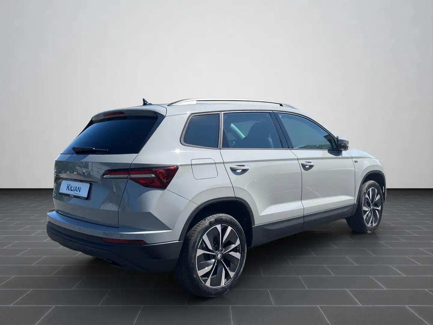 Skoda Karoq Tour 1,5 TSI DSG NAVI AHK PANO ACC LED KEY Grau - 2