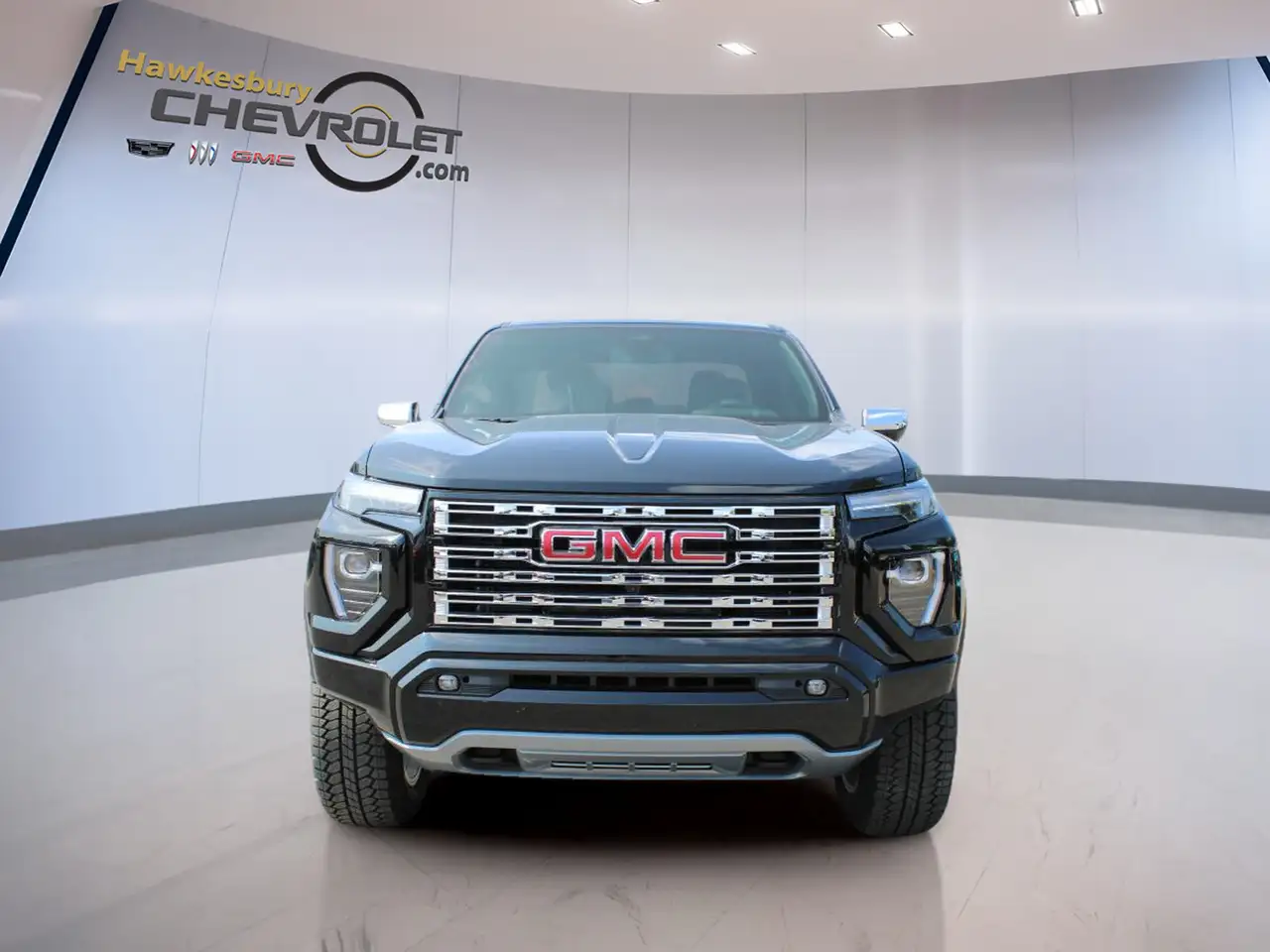 GMC Canyon снимка GMC Canyon