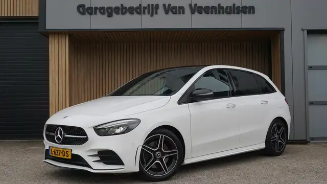 Mercedes-Benz B 220 192pk AMG line *Night Pack* Burmester Widescreen L