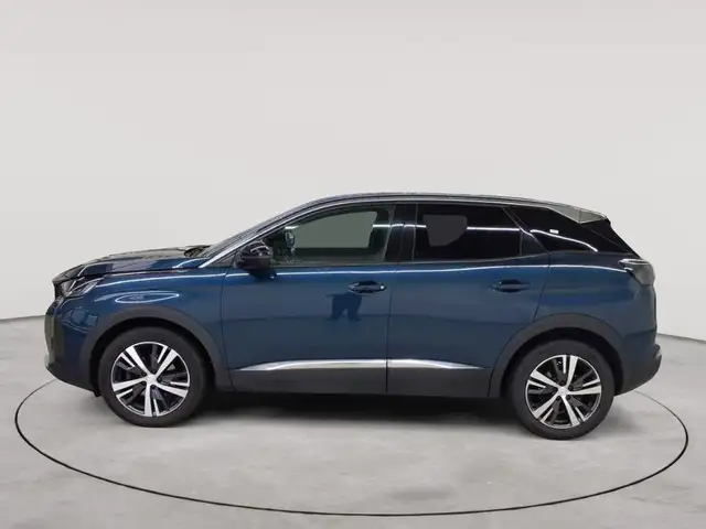 Peugeot 3008 view 6