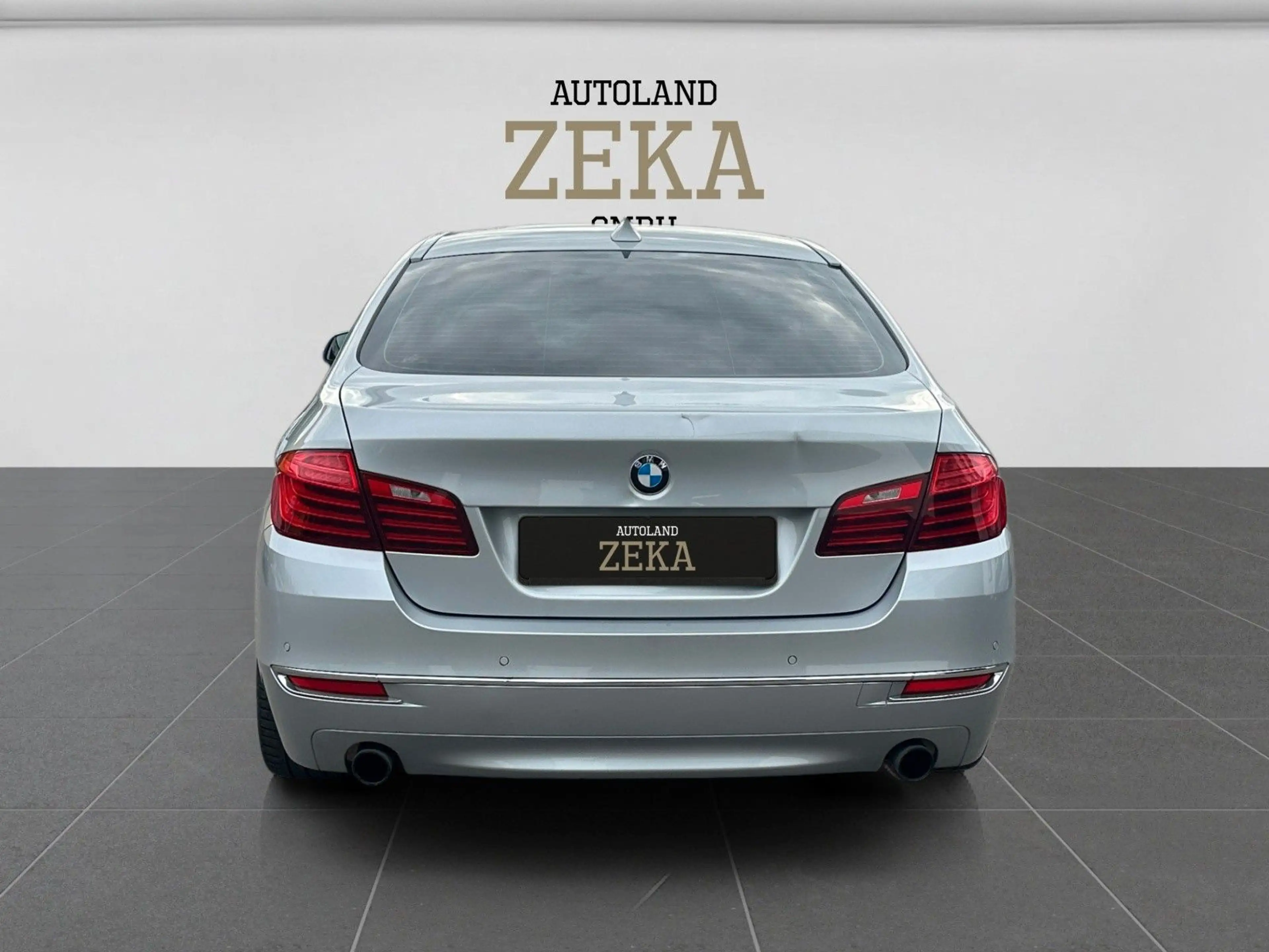 BMW 535 d *XDRIVE*LUXURY-LINE*PDC*HuD — photo 8