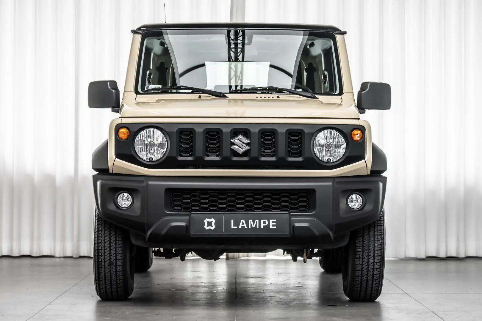 Suzuki Jimny 1.5 ALLGRIP Automaat 4-Zit Chiffon Ivory Bluetooth Beige - 2