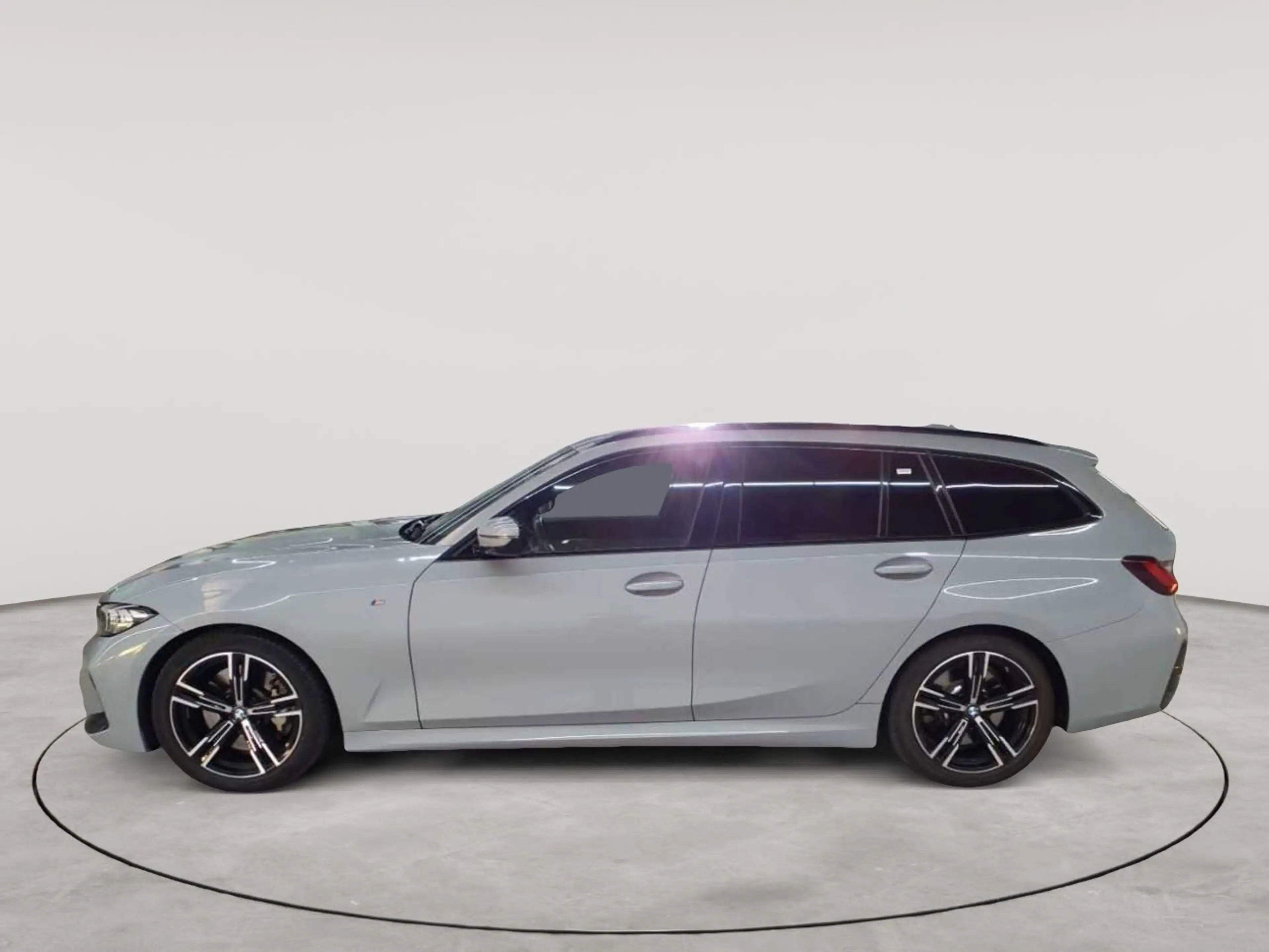 BMW 330 330d Touring Aut. M-SPORT AHK LED PDC — photo 6