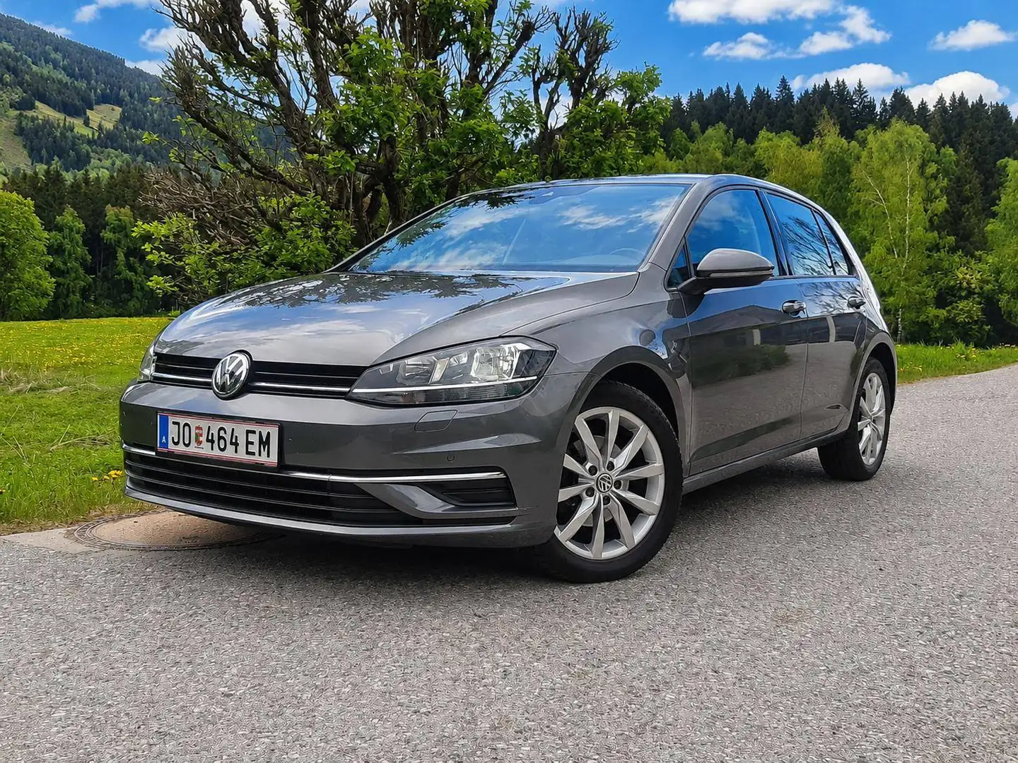 Volkswagen Golf Golf TDI NAVI*LED*PDC 12/2019 Business Grau - 1